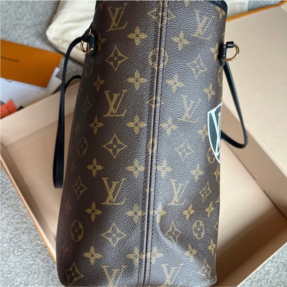 LV Neverfull MM- World Tour - Picture 3 of 9